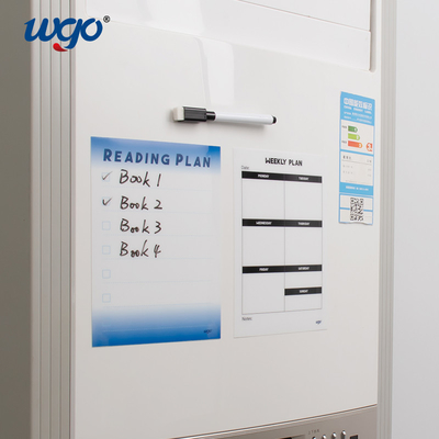 Bảng xóa khô dính có thể định vị lại trên bề mặt nhẵn nhất bao gồm nhựa