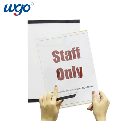 A4 210mm X 297mm Giá treo bảng hiệu treo tường ODM Chất liệu nhựa trong